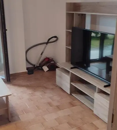 Milan Beach Apartman *